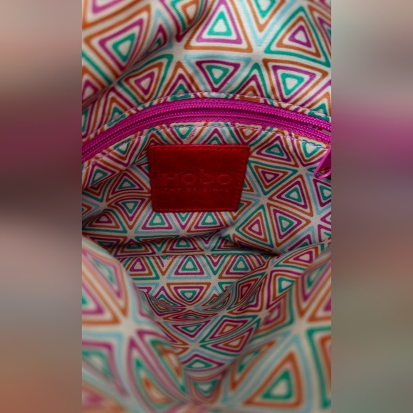 HOBO Daria Light Gray Convertible Crossbody/Clutch Bag with Chain Strap - Picture 6 of 11